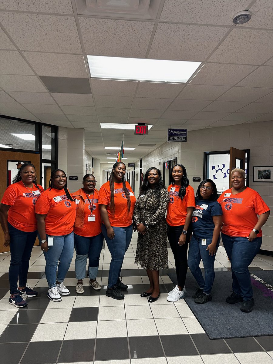 JLIA_STEAM's tweet photo. What an exciting &amp; informative experience our coaches, teachers, and admin had today at @colemanms546! Can't wait to implement so many great ideas with the team! 
@JessicaPauldo @apsitbright @msshlovesscience @JLIADavis_APS  @APMitchell_aps https://t.co/hd8HtOuSht