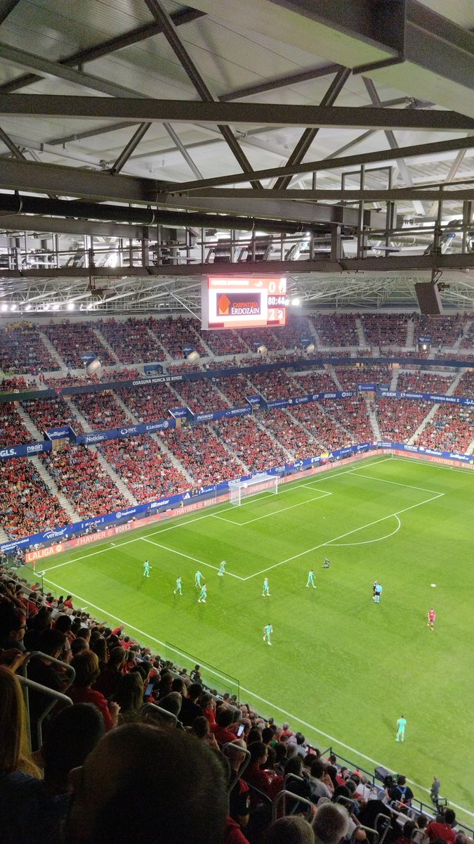 merivalle's tweet photo. Esto es el fútbol profesional y aquí ocurren cosas inimaginables. Como que marques un golazo y te lo quiten porque sí. Que prives a Osasuna de intentar remontar porque si. Y que marque el Atlético después. Odio eterno. https://t.co/itU0z6ngai