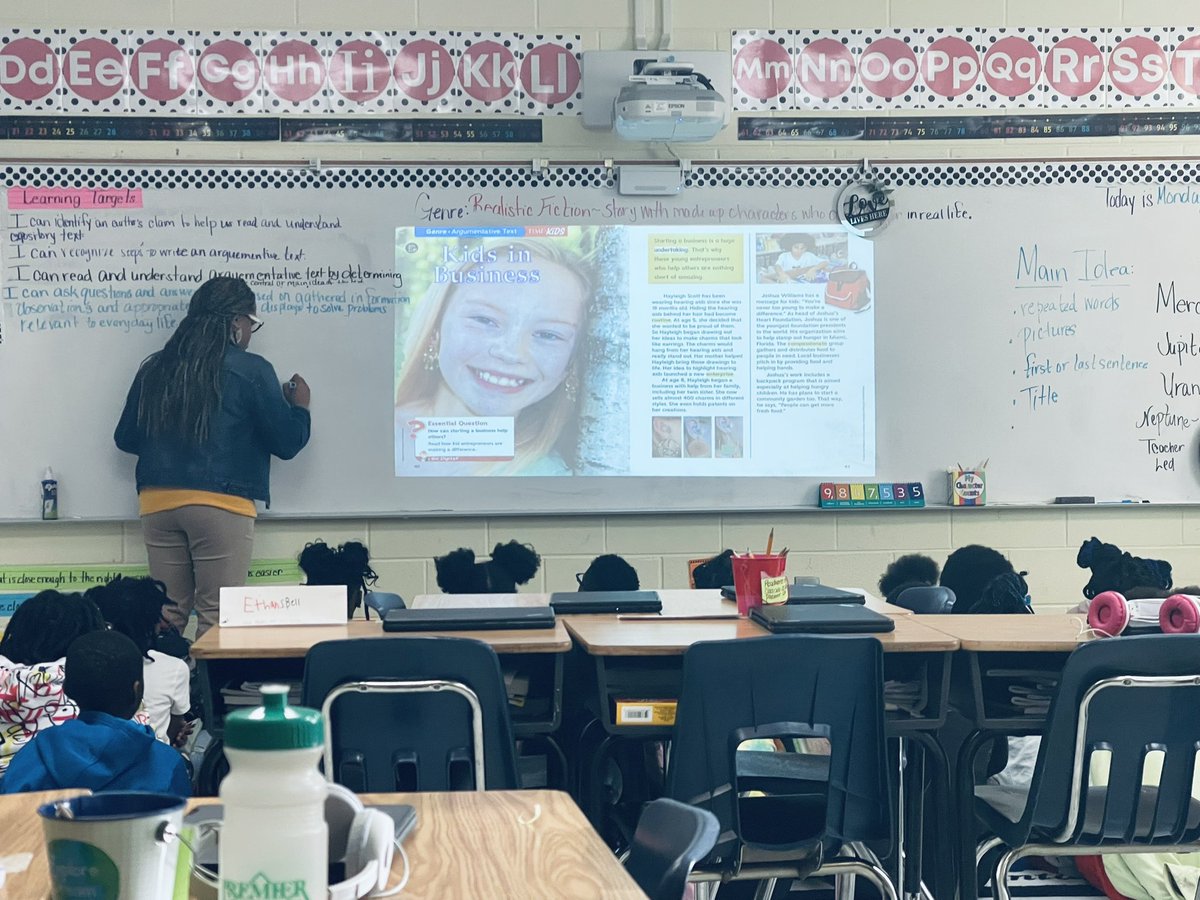 kendallfscott's tweet photo. Super proud of the work we’re doing to help make our student proficient readers each day. #GettingBetterOnPurpose #EveryChildReads @WeAreNolanOwls @browndr1091 @macksmith00 https://t.co/jqplQZpWeo