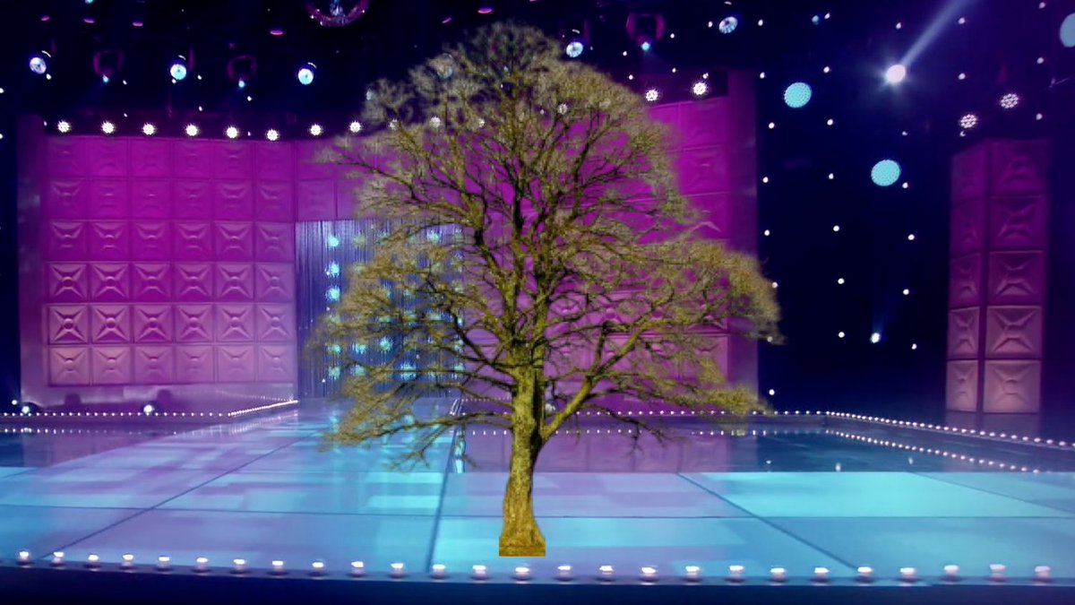 getwellsoongeri's tweet photo. please welcome to the stage...sycamore gap. sycamore gap, in the mini-challenge you weren't syc-ening. and on the main stage you didn't give us sycamore more more. my dear, you're up for the chop #dragraceuk https://t.co/ITxHYgRHFk