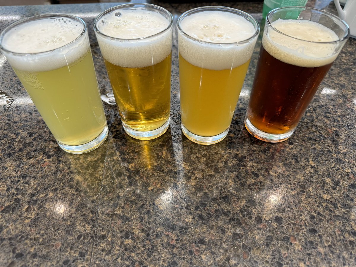 sebpoule's tweet photo. Pre-conference airport beers are the best #CASLSTC @CASLupdates
#HBV #HDV
✈️ Calgary https://t.co/0Kl6QObgT5