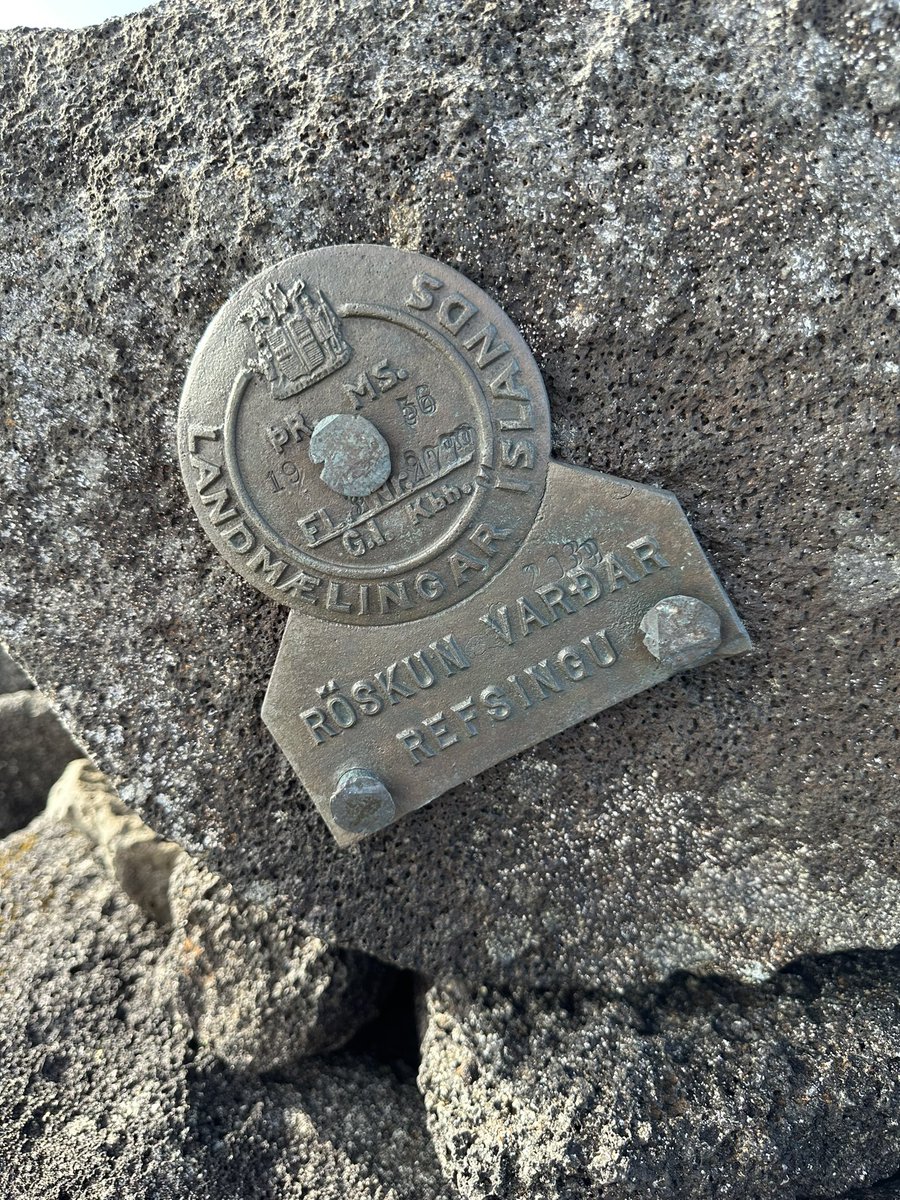 NJ0Q Mike tweet media