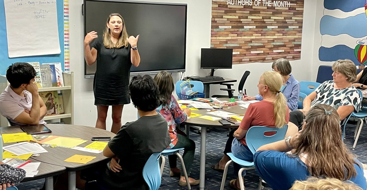 Regacox's tweet photo. @LakewoodCoC pastor Corie Fox getting @foothillsjeffco @WhizKidsDenver volunteers fired up! Tutoring = world change! @LakewoodColo https://t.co/BcMEOgotAP