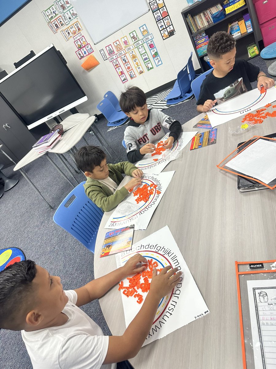 RGE_Rangers's tweet image. Building Foundational Skills for Success ✨ #Differentiation #SuccessNothingLess 
@rhondamason14  @wendynunezae @carloslewisjr     @barreratweets   @drkwabena   @olverafbisd    @fortbendisd @rgomezedu @1stLudy @1ntervention1st @txreading_diva @AZamora9213 @fteachingwlove