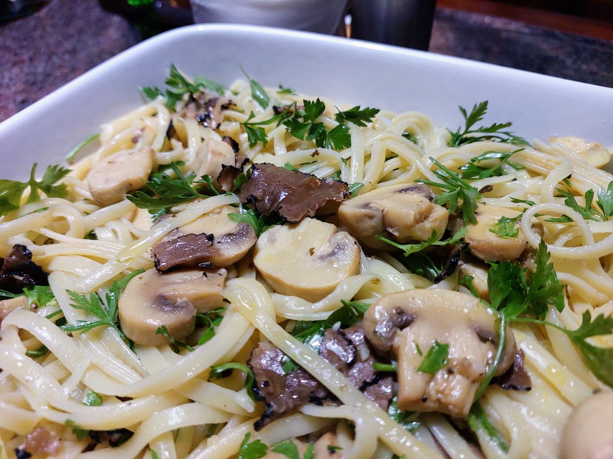 Linguine com Cogumelos e Tartufo solangealbinati.blogspot.com