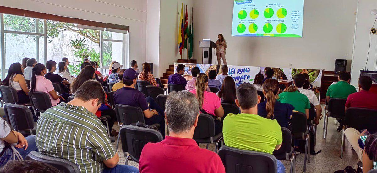 CARCDMB's tweet photo. Fortalecemos el conocimiento para la toma de decisiones.

📍Auditorio Hernando Guevara Pineda de la #CDMB

Lideramos jornada de apropiación y capacitación de las medidas del Plan para la Atención de Episodios de Contaminación del Aire en él área metropolitana. https://t.co/3zDbENPEFN