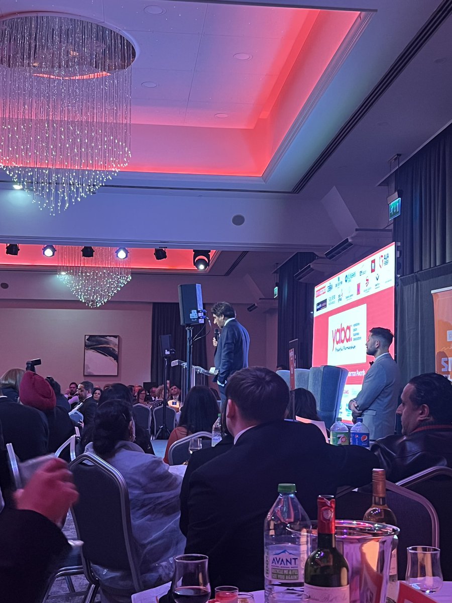 RachelSammut2's tweet photo. Celebrating the brilliance of Yorkshire Asian businesses tonight! What an inspiring, thriving community! 🌟@DrKuttimani @DavePSpicer @BradManagement @yabasocial https://t.co/1pjVjz7lUA