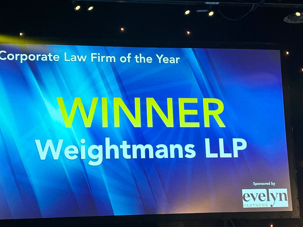 The fabulous Newcastle Corporate Team at <a href="/Weightmans/">Weightmans</a> win Law Firm of the Year at <a href="/insiderneast/">Insider</a> Dealmakers 👏 🎉