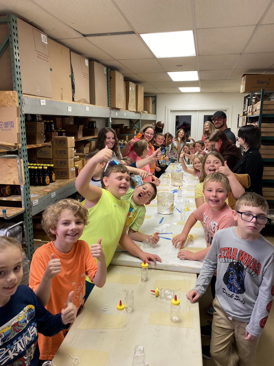 kastreib's tweet photo. Took the third graders to @HunterHoneyFarm today!  It was so fun! The students got to taste 3 different types of honey made by the bees. They also got to make their own candle made from beeswax! @brooklyn_stem @ArtesiansUnited @ericbowlen https://t.co/g90oilhAFk