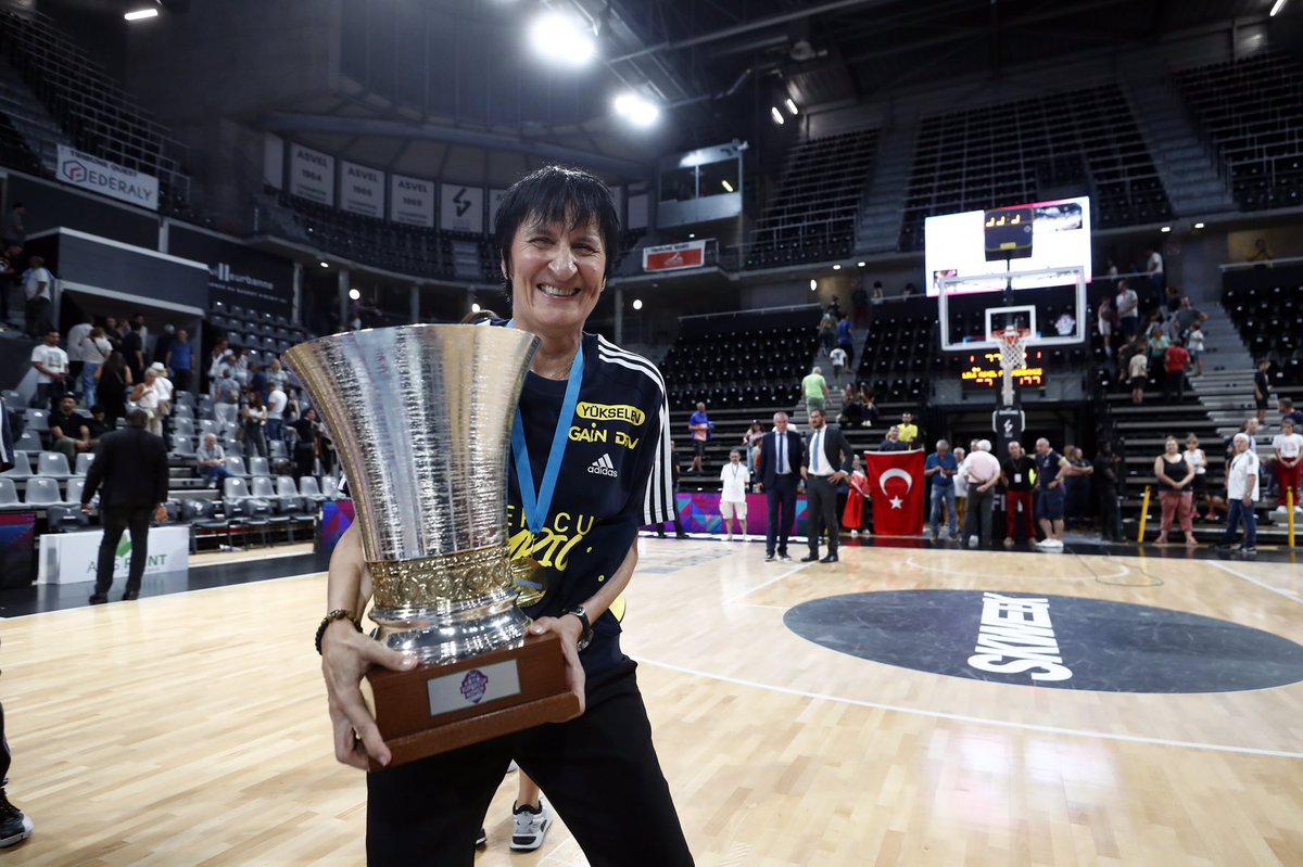 Valerie Garnier! 

#PotanınKraliçeleri 
#QueensoftheEurope