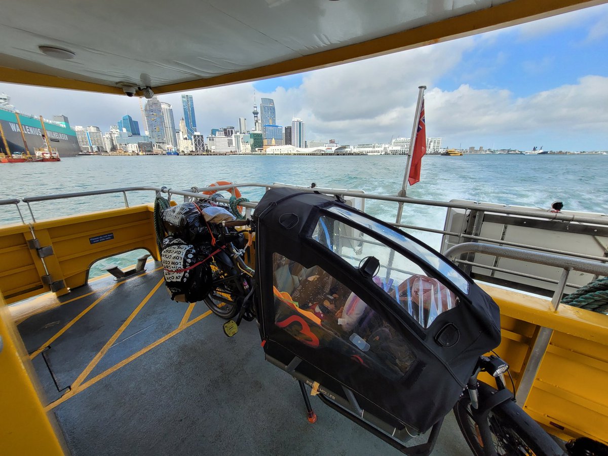 Ka_eke_Pahikara's tweet photo. #Load75 at sea! We're on our way baby! #BikeTouring https://t.co/4pHaIXCpis