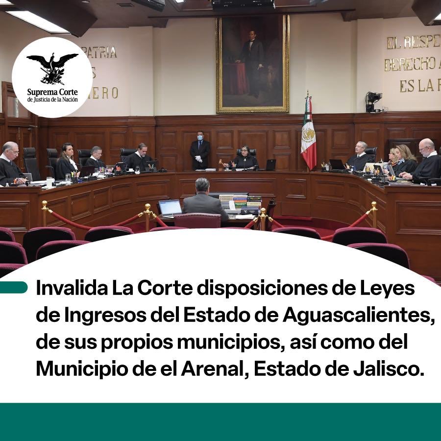 SCJN's tweet photo. #LaCorte invalidó disposiciones de la Ley de Ingresos de Aguascalientes y Jalisco para el ejercicio fiscal de 2023, donde se preveían cobros para búsqueda de información y expedición de documentos en copias simples, entre otros. 

Boletín de prensa 👉 https://t.co/apJZC5R5Wp https://t.co/DrgcGfiGih