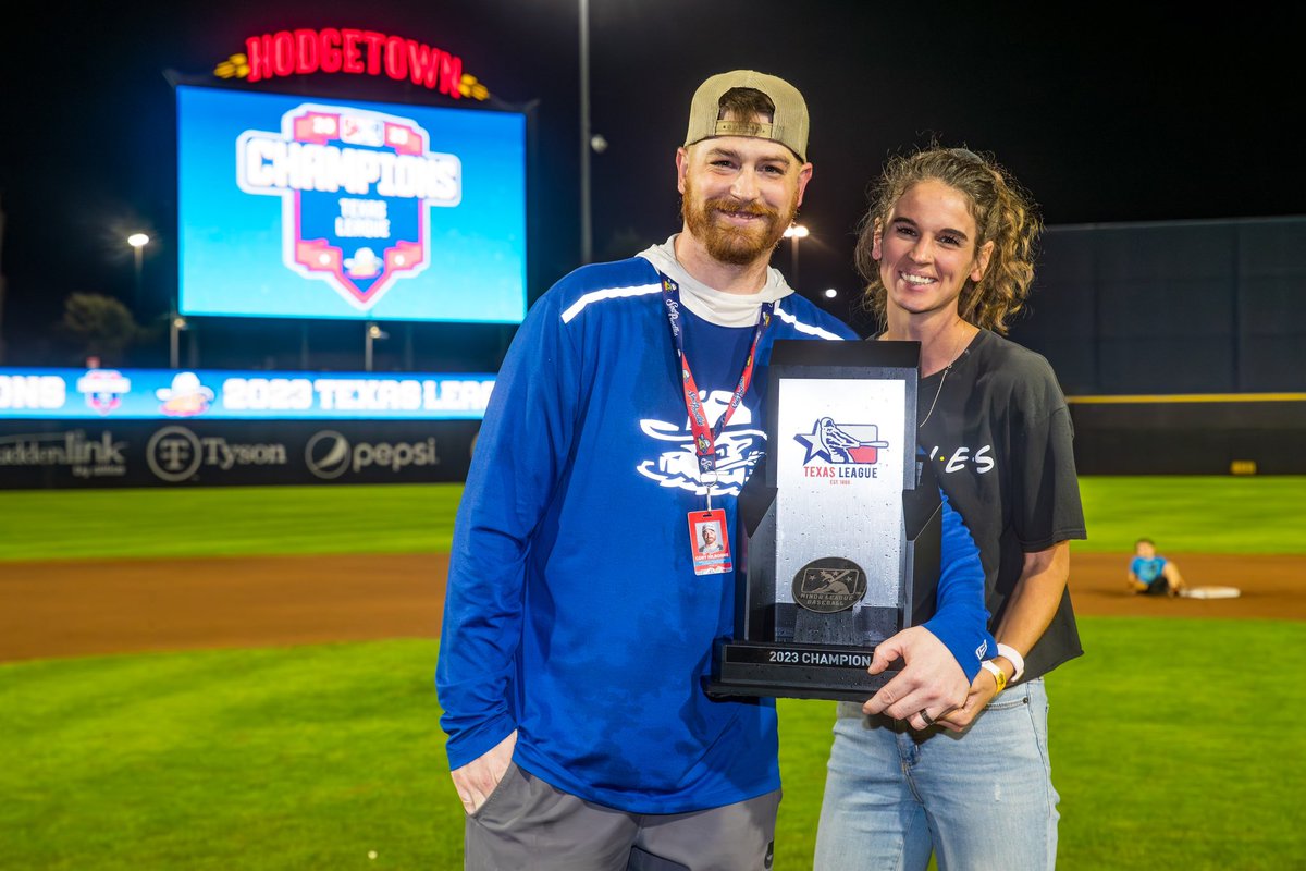 chilborne_'s tweet photo. 144 games
106 Game Notes
100 Game Recaps
51 Roster Updates
Countless hours 

1 Texas League Championship 🏆💍
1 Oil Pan Cup

Could not have done it without all of the support, patience, and sacrifices from my wife, family, and friends ❤️

Off-Season grind starts now! https://t.co/LqS0jdDsdn