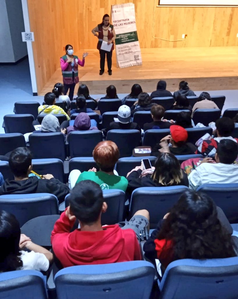 SeMujeresCDMX's tweet photo. 🟠🟣En el marco del día mundial de la prevención del embarazo adolescente nuestras #LUNAS continúan con actividades en los planteles educativos de nivel media superior. 

🔹Gracias a toda la comunidad estudiantil de los @IEMS_CDMX, @CONALEP_Mex y #CECyTs del @IPN_MX.

#PAIMEF2023 https://t.co/pkIElpBdeO