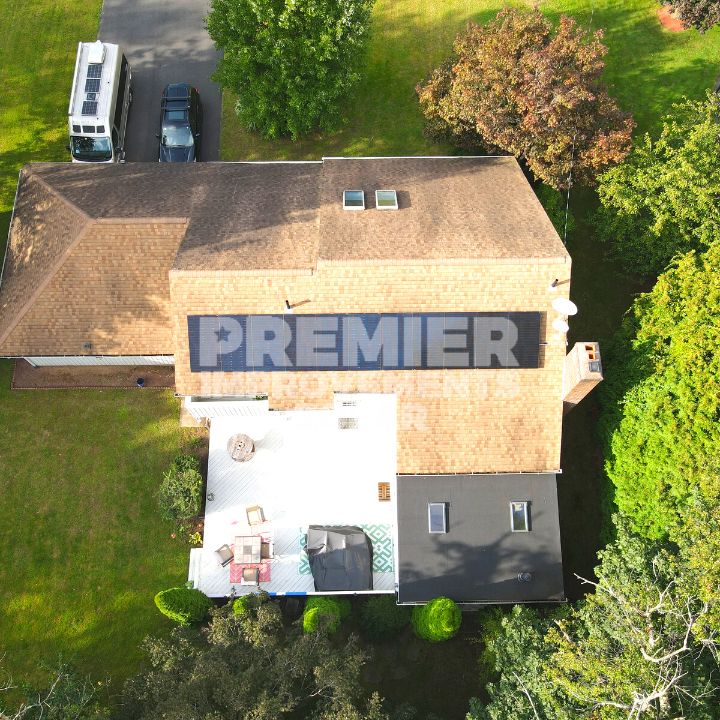 PremierImprove's tweet image. 😎 Check out some Installation Images from our latest Solar Panel Installation in Southington, CT.

✅ Give Us a Call, We are always Happy to Help!!!

(860) 969-4006 📞

#southingtonct #solarpanels #silfabsolar #premierimprove1 #solarinstaller