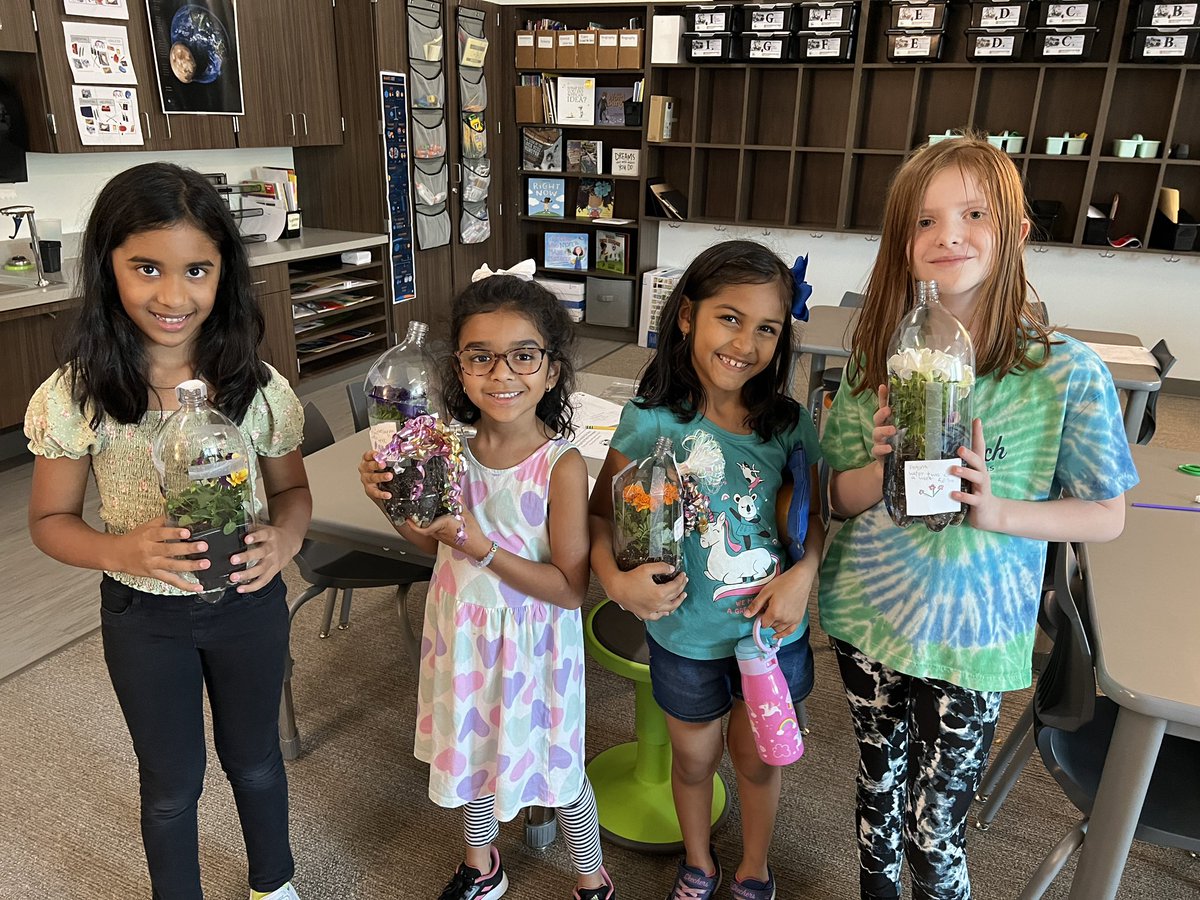The big day was here for these package engineers! They had to engineer a package to safely carry, preserve, protect, display, and communicate how to care for their plants. #Reevesachieves #adventureawaits #Prosperproud
