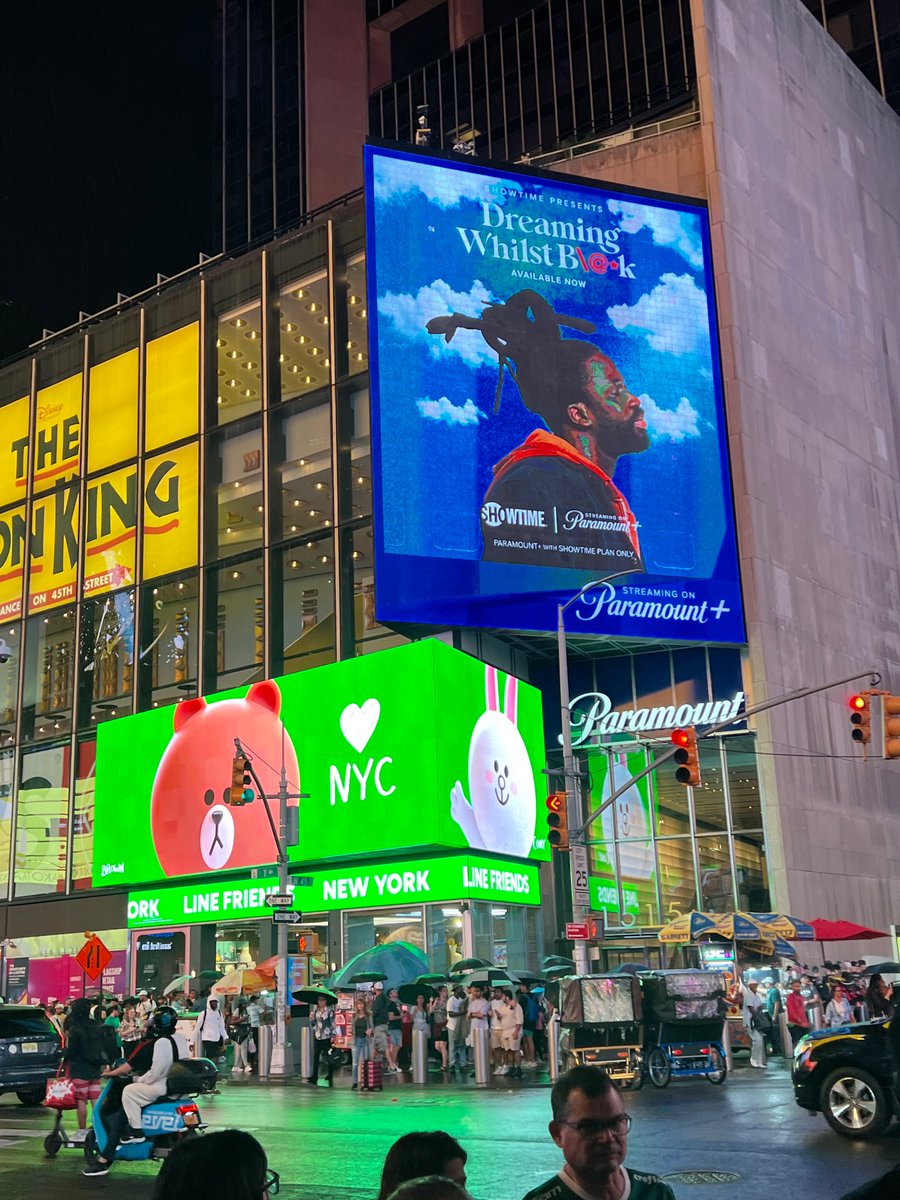 On TIME SQUARE!!! ARE YOU DUUMMBBBBBB!😍😍😍😍😍😍 All praise to the Most High 🙏🏿🙏🏿🙏🏿