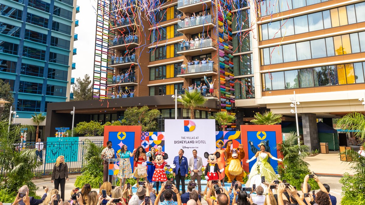 DisneyParks's tweet photo. The vibes were ✨ magical ✨ today at the grand opening of The Villas at Disneyland Hotel! Check out the Disney Parks Blog to learn why we’re so excited about this brand-new #DisneyVacationClub property: https://t.co/kpFVY8KiMV https://t.co/cWKgIBquiA