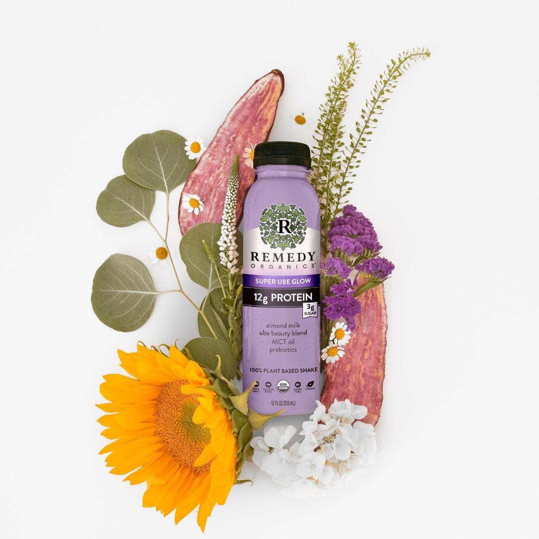 RemedyOrganics's tweet photo. Super Ube Glow, a wellness shake that's as captivating as it is nourishing. 🌟 Surrounded by the richness of ingredients and the elegance of nature's blooms, it's a moment of tranquility in a bustling world. 💜🌼 Have you ever tried Ube before? Let us know in the comments! https://t.co/J8p7EN2Eby