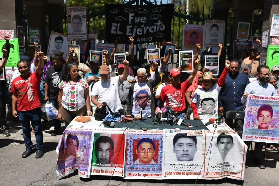 #Ayotzinapa