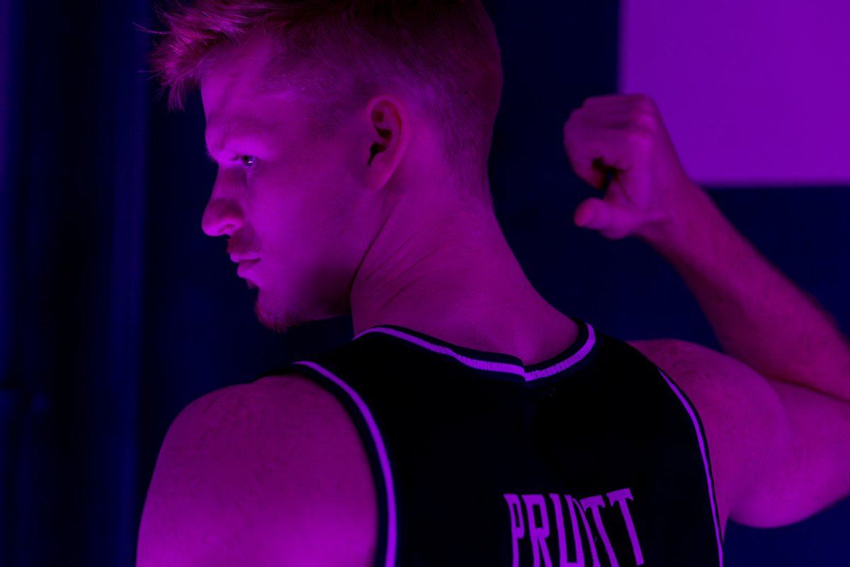 LipscombMBB's tweet image. Media Day 2023 📸

#IntoTheStorm ⛈️ | #HornsUp 🤘