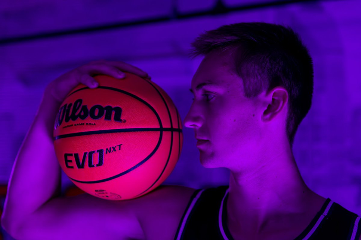 LipscombMBB's tweet image. Media Day 2023 📸

#IntoTheStorm ⛈️ | #HornsUp 🤘