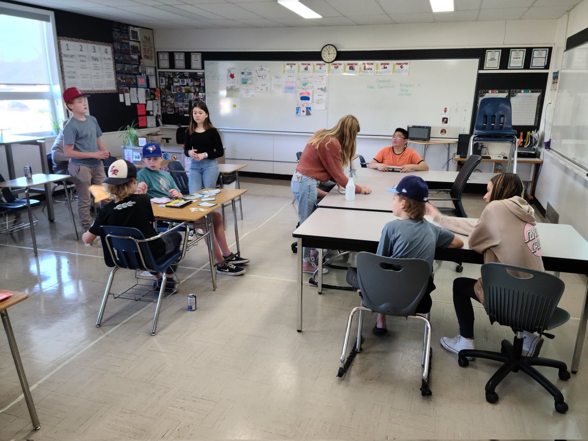 ECS Room 13 tweet media