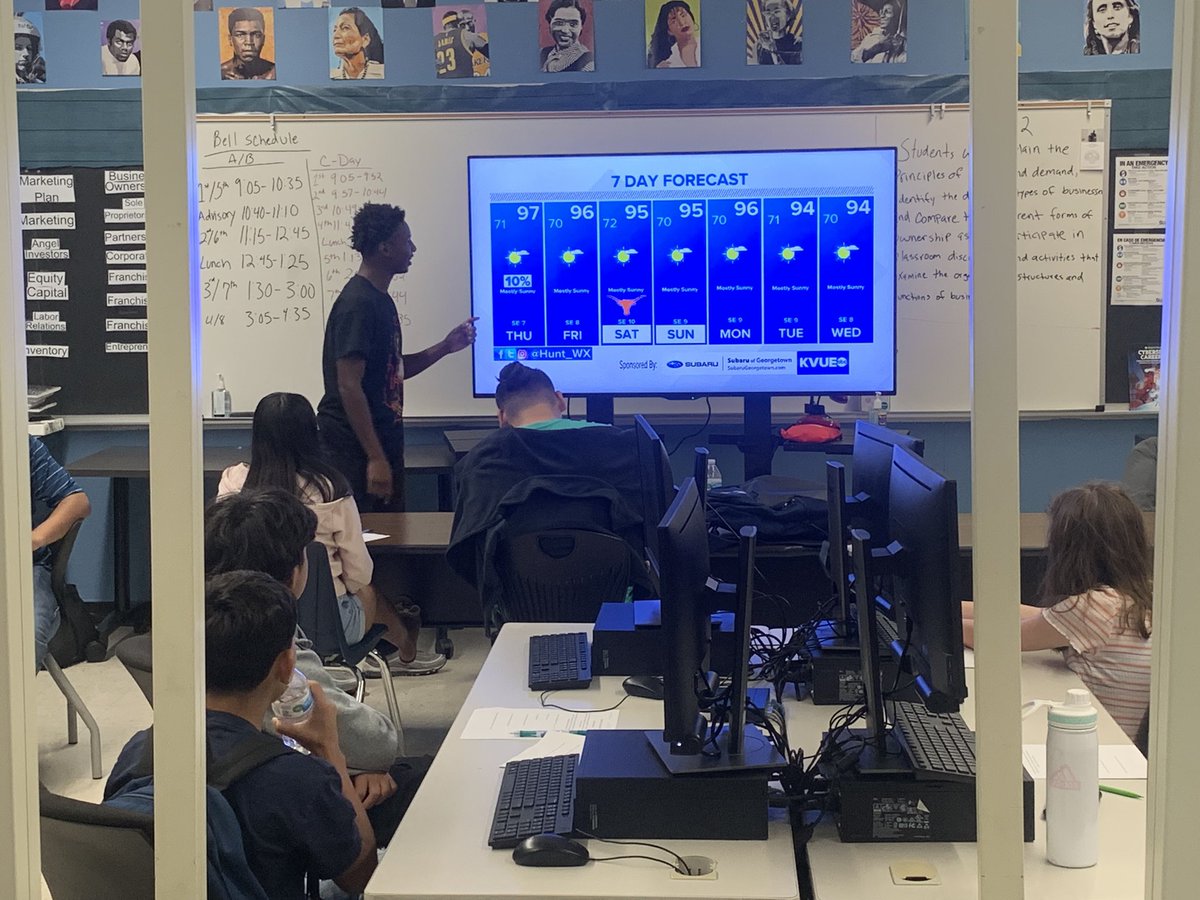 w_dungey's tweet photo. Thank you @Hunt_Wx for guest speaking in my boardroom today @NortheastECHS. Educating my class on the weather and career path of a meteorologist was great. Students was engaged and learned a lot. We will see you on @KVUE. #empowerment #careerdevelopment #PBMF https://t.co/GfxSsuD8R1