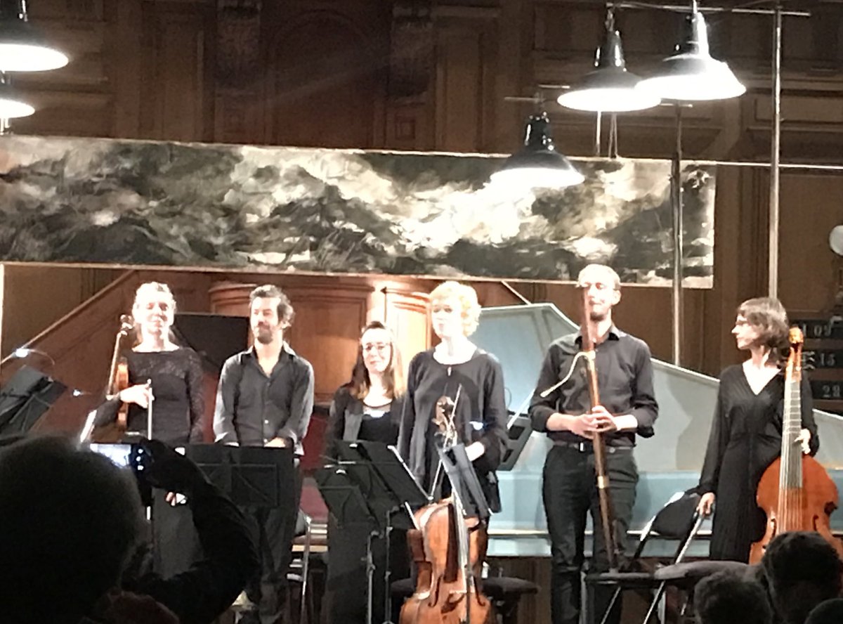masse_guepratte's tweet photo. Belle Découverte de l’ensemble #ilConvito dirigé par @GrattonMaude avec un programme subtilement construit autour  des précurseurs de #JSBach. De très claires #correspondances sonores chez #Buxtehude et #Biber bien sûr mais aussi chez #schmelzer.  @francemusique @SO_LaRochelle https://t.co/SFs4drbb9k