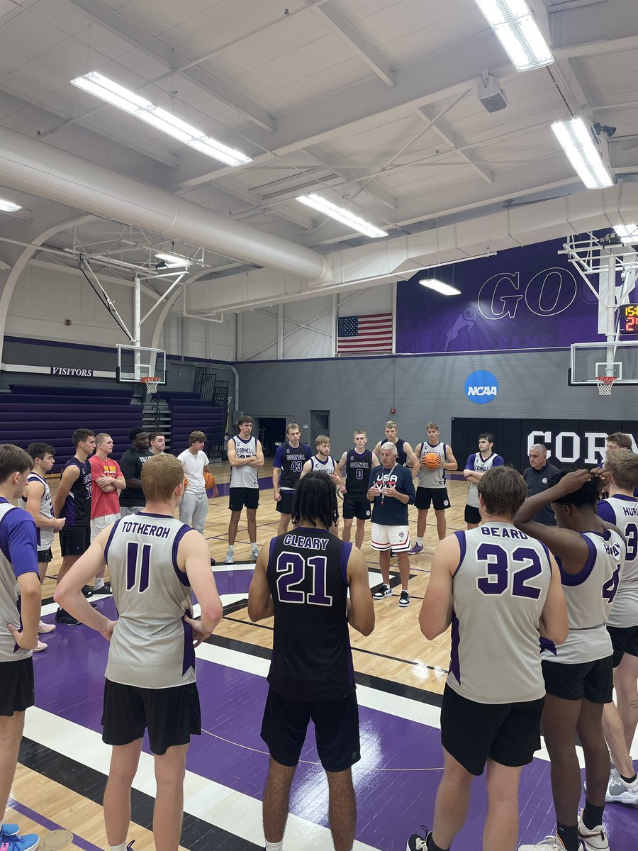 CoachSchlabaugh's tweet photo. Thanks to @dshow23 for stopping by last night and spending time with our team. He's the best and our guys enjoyed it. @CornellRamsMBB https://t.co/qZrx0QEE2f
