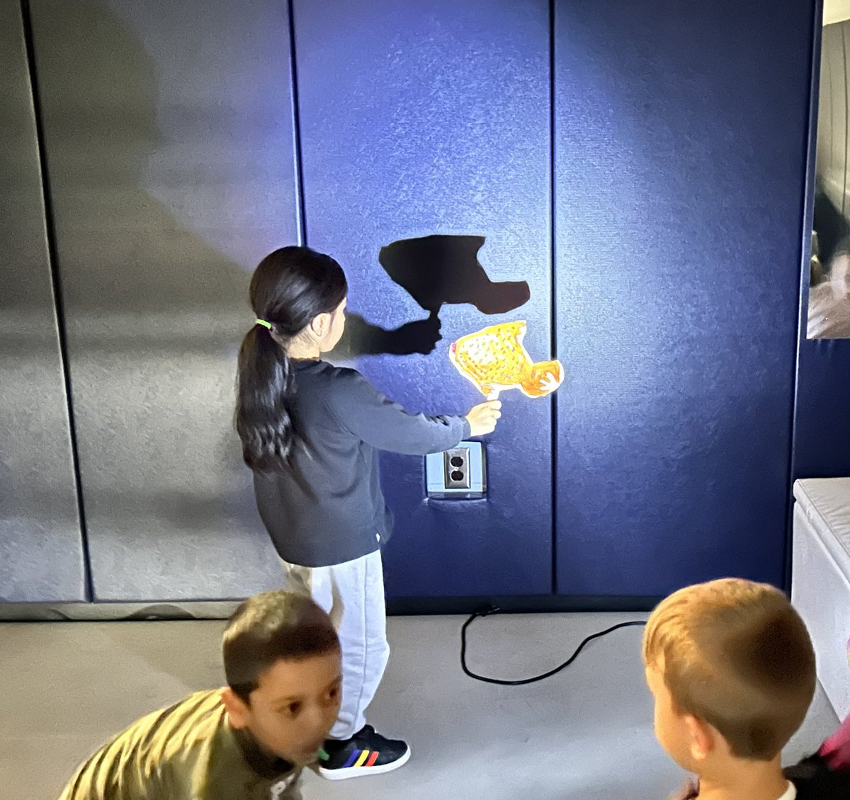MsLee_123's tweet photo. In STEM we continued our investigation about light 🔦we made shadow puppets and learned about how opaque paper makes better shadows. We learned new vocabulary words through #TPR and got to travel to a darker room to make better shadows! Thanks Ms. Serio! https://t.co/h7FWCLrDkV