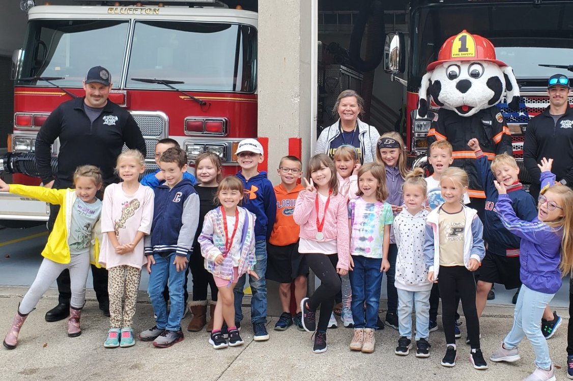 ElzeyMrs's tweet photo. LES First Grade Field Trip! Fire Station! 2023 https://t.co/B5SfW3AJhY