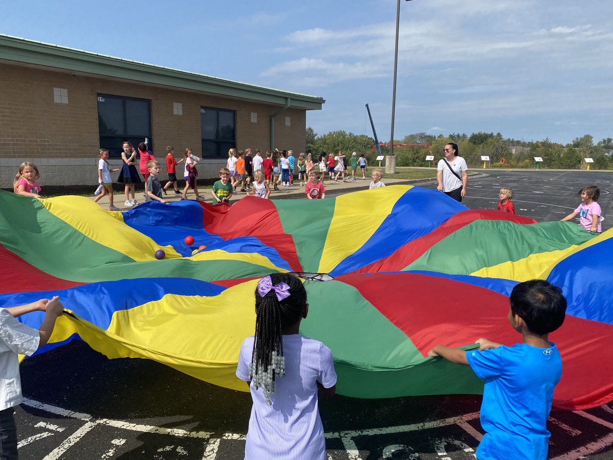 Kinder_Dogs's tweet photo. So much fun today!! Thanks to everyone that donated to our Duello Dash! The kids had a blast😁 https://t.co/iz6EL3tiMI