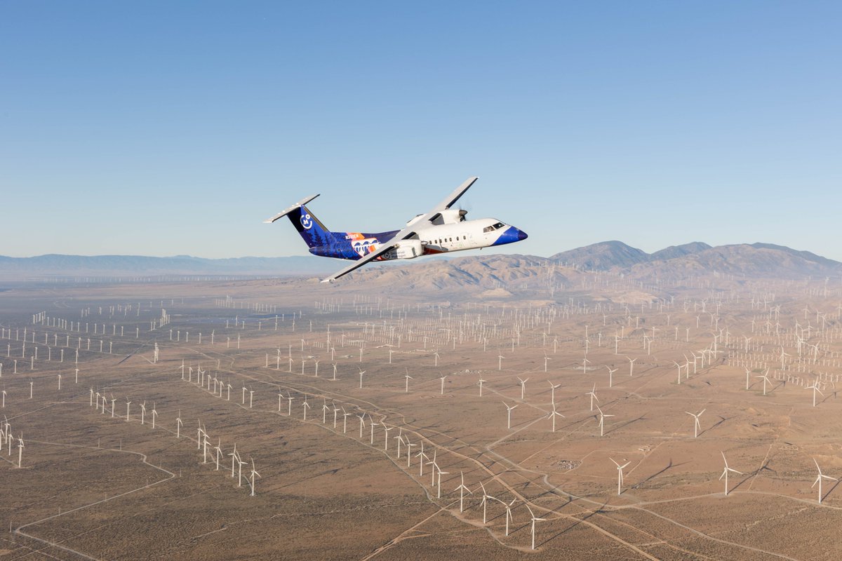 PaulEremenko's tweet photo. Watering the Mojave desert with some hydrogen fuel cell exhaust https://t.co/5LWleAgVOw
