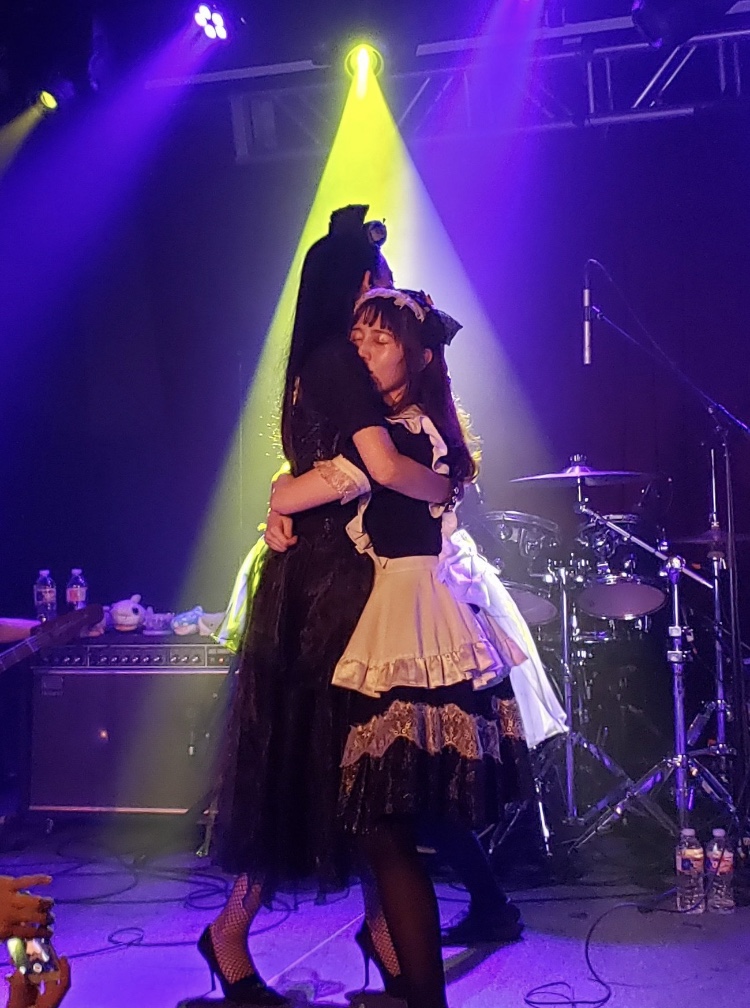 Rfhenry1964's tweet photo. 4 years ago tonight was my very first time seeing Band Maid live, and on Mincho's birthday even. It still ranks as one of the best shows I've ever been to.
#BandMaid #Dallas2019 #Gekidou #HappyBirthdayMincho https://t.co/welwjJMz9P