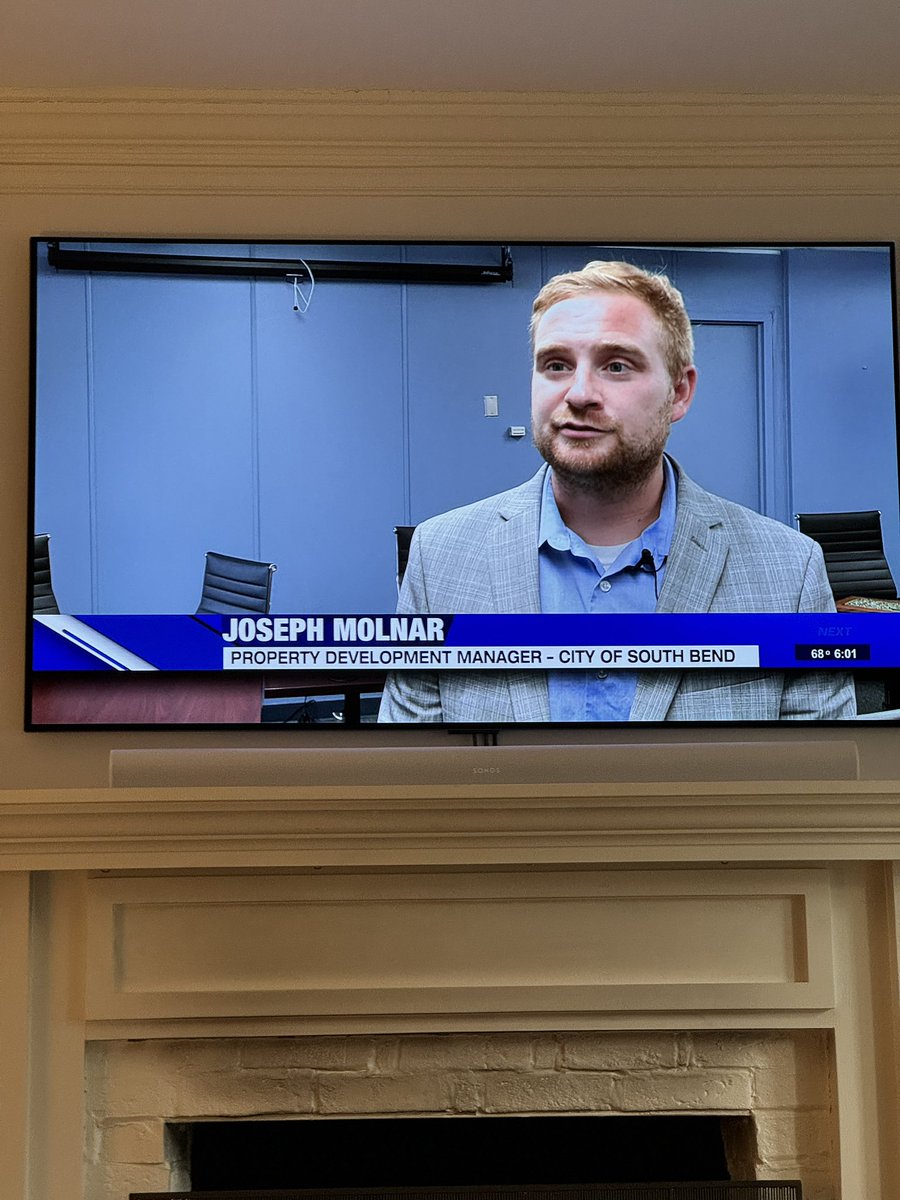michaelyoder81's tweet image. Celebrity sighting on the news tonight! @JosephRMolnar