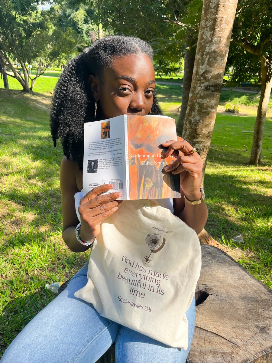 _inthelighttt's tweet photo. Ecclesiastes 3:11 Tote

Available at:
@Scribbles_Q 
Vonvenera Fashion https://t.co/mcGEyzdJiH