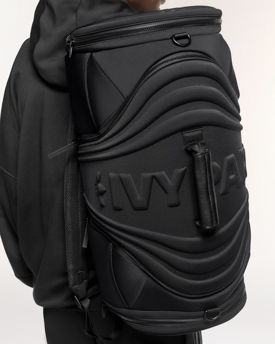 BeyLegion's tweet image. PREVIEW: Beyoncé’s newest #IVYPARK collection with @adidas, coming soon.🖤