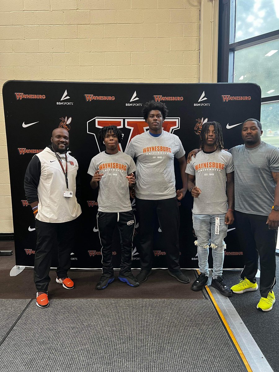 Jeremiah_Hall5's tweet image. After a Great conversation and visit with @CoachColemanDL and @coachlondonIII I will like to say I am verbally committing to continue my academic and athletic career at Waynesburg University @Karioo2xs @coachtaylor412