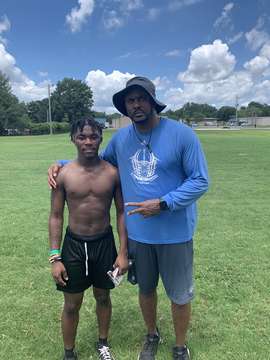 where it all started from <a href="/coachmcgowens18/">Coach McGowens</a> love you coach 🤞🏽