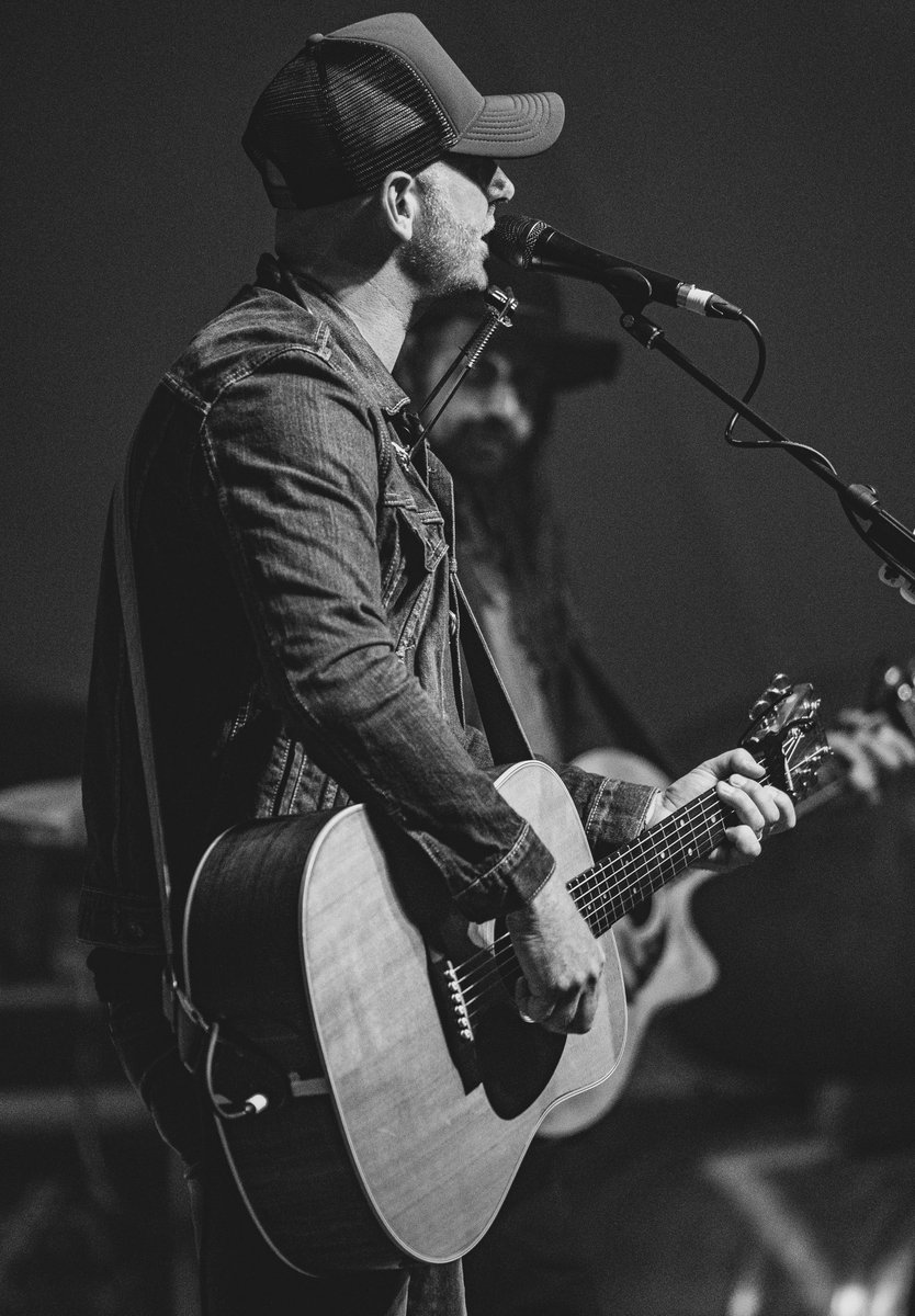Tim Hicks (@timhicksmusic) on Twitter photo Moments like this all fall long. #CampfireTroubadourTour
📷: <a href="/CoreyKelly76/">Corey Kelly</a>/<a href="/TourBusEnt/">Tour Bus Entertainment</a> Moments like this all fall long. #CampfireTroubadourTour
📷: <a href="/CoreyKelly76/">Corey Kelly</a>/<a href="/TourBusEnt/">Tour Bus Entertainment</a>