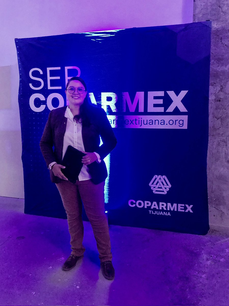 3DBajascan's tweet photo. Networking COPARMEX #Tijuana #3dbajascan #PamelaMorales #RecorridosVirtuales https://t.co/NserAqSqLD