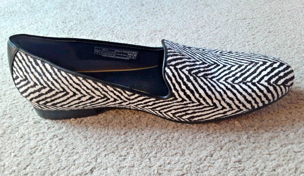 DiscountsWear's tweet image. FOR SALE
How cute are these!! Vionic Willa Slip On Flats Size 8.
Like and Share!
#vionicshoes #womenshoes #deals #fashion #style #girlsnightout #happyhour #datenight #work #shopper #dealoftheday #fun 

ebay.com/str/wearitagai…