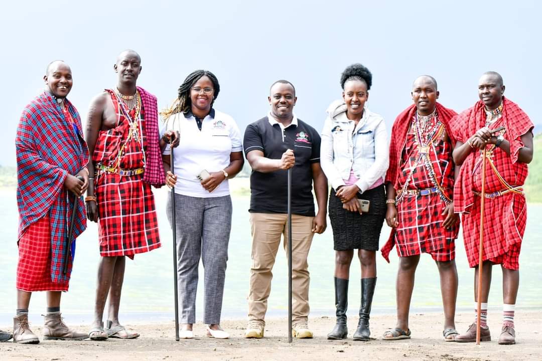 Mtaani Konnect Entertainment (@mtaani_konnect) on Twitter photo In the Governor speech read by Deputy Governor <a href="/HonDavidKones/">Hon. David Kones</a> during the celebrations to mark this year's Tourism Day at Lake Elementaita, Gilgil ward, Governor Susan Kihika emphasized the importance of collaboration with the Private sector to drive this growth.<a href="/susankihika/">Susan Kihika</a> In the Governor speech read by Deputy Governor <a href="/HonDavidKones/">Hon. David Kones</a> during the celebrations to mark this year's Tourism Day at Lake Elementaita, Gilgil ward, Governor Susan Kihika emphasized the importance of collaboration with the Private sector to drive this growth.<a href="/susankihika/">Susan Kihika</a>