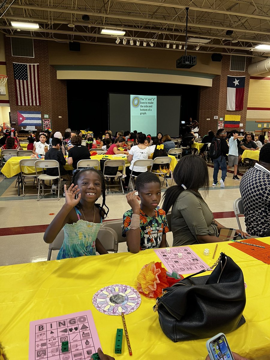 MrsMartin_LSE's tweet photo. So much joy at Loteria Night!
#WeAreLakeshore#LSEloterianight #HumbleElemMath https://t.co/zGpSr0ZwJ8