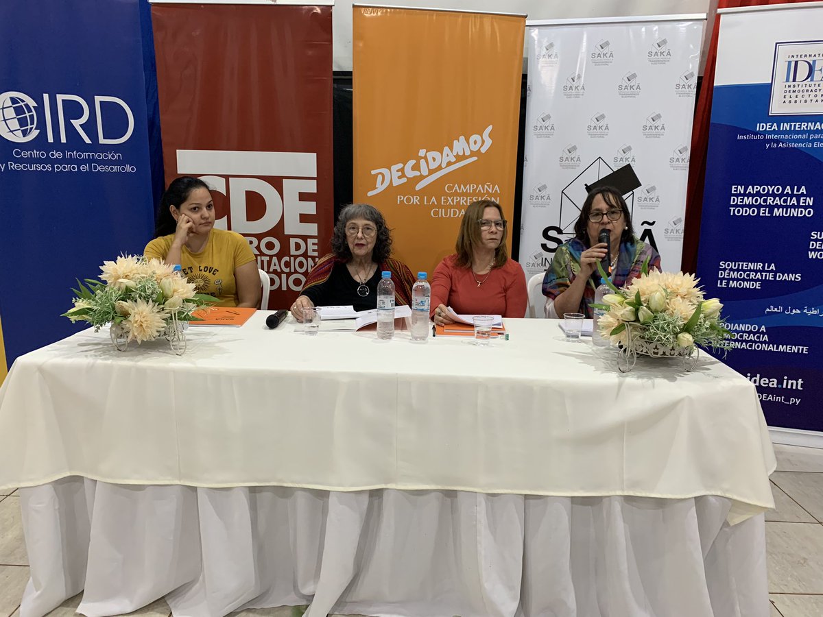 decidamospy's tweet image. 🔊AHORA
Presentamos en Encarnación el libro: Observación electoral ciudadana Sakã 2023 🇵🇾
¡La ciudadanía construye la democracia!
#Sakã2023 

@cdeparaguay @FCird @saka_py 
@sumamosderechos @IDEAint_py 
@UEenParaguay