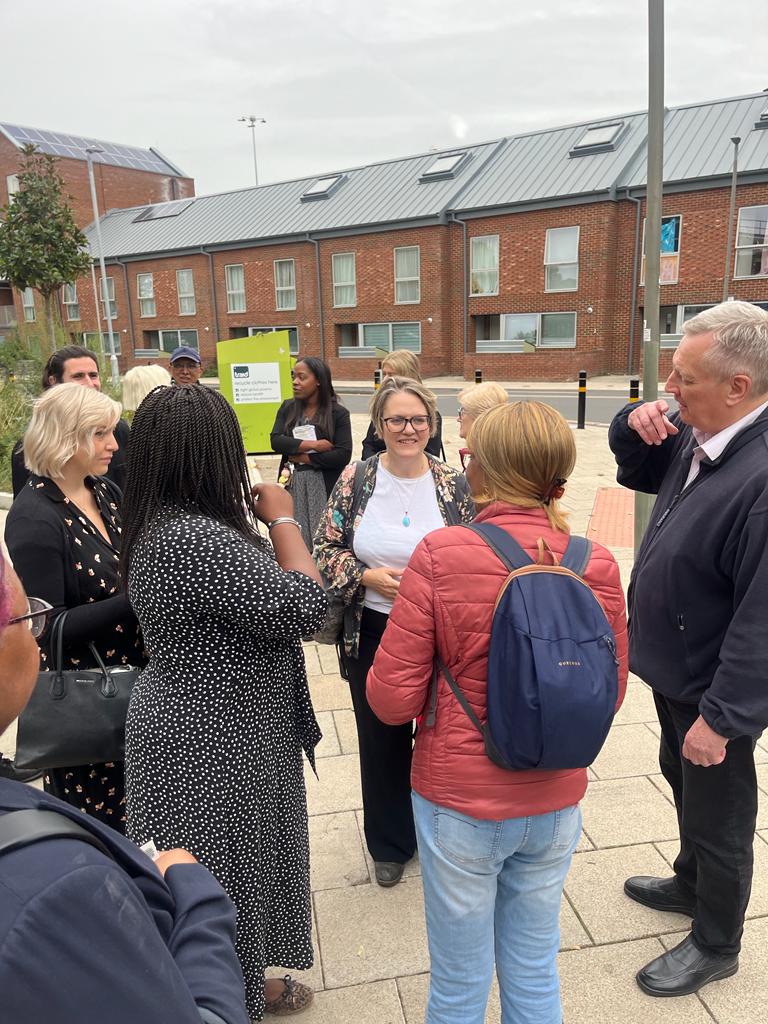 SaraLApps's tweet photo. It was really good to join @MarshadeCordova today to discuss with residents the changes they want to see in #Savona #Patmore and #CareyGardens https://t.co/4IsBsMh46A