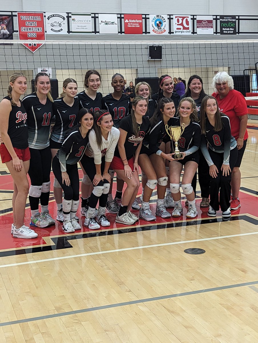 MoCoVB1's tweet photo. Sweep! Moco secures AAA region 4 championship with a decisive win over ARC Augusta. 
@OfficialGHSA 
@PeachStateVB 
@AJCsports 
@GALakeSports https://t.co/dLsrCGPD4c