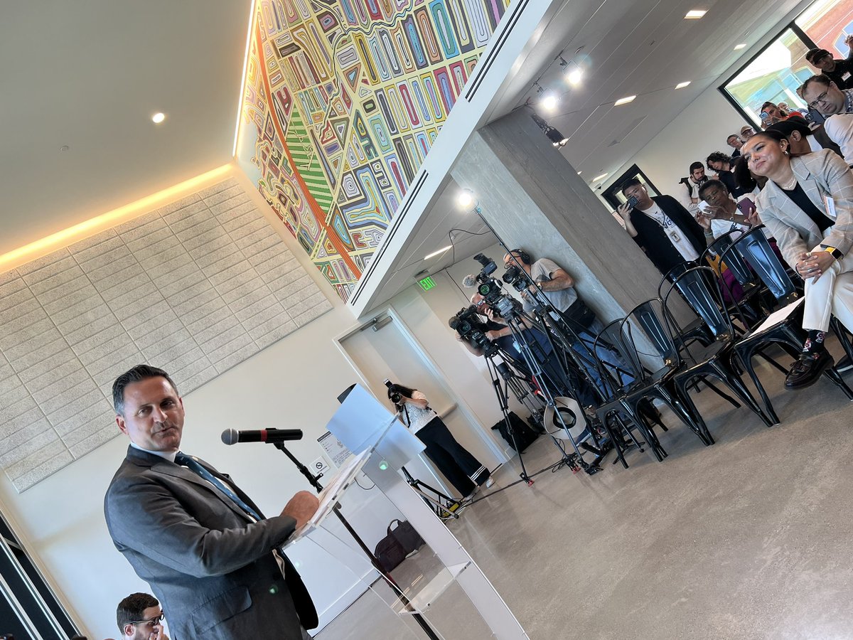 fionama's tweet photo. More quality affordable housing for working families in SF is here thanks to @LondonBreed, @Ahsha_Safai, #CDLAC, #CTCAC, @California_HCD, @CAgovernor, Related, @MissionHousing, @WellsFargo, @SFBART, Cahill and so many others! https://t.co/66ydxHf1sy