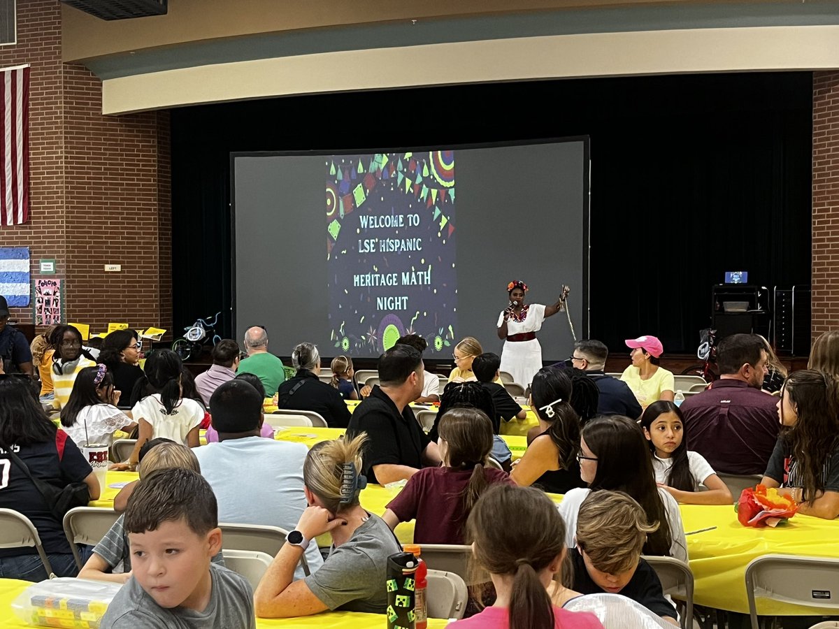 msjackson_LSE's tweet photo. Who doesn’t love a good bingo with prizes!! Shout out to all of you for coming out!!! 💛🐾😁 #WeAreLakeshore #LoteriaMathNight @HumbleISD_LSE @HumbleISD @HumbleElemMath https://t.co/lRm8XoF4qX